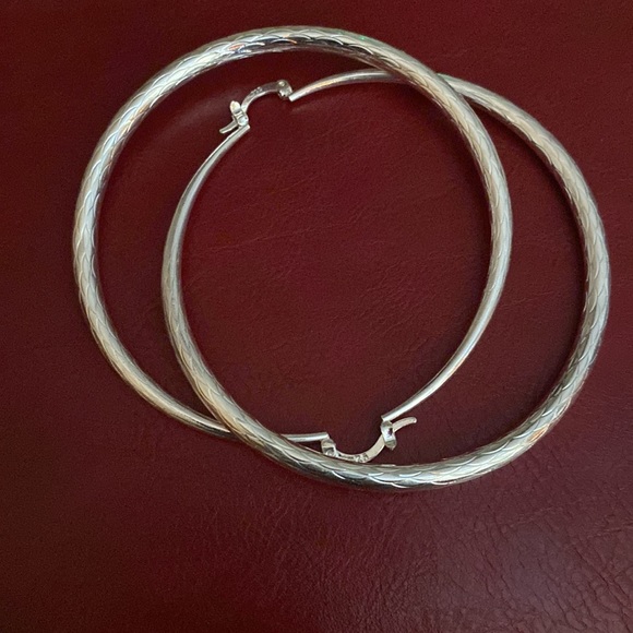 Sterling Silver Hoops brought from J&A Glam jewelry & accessories never worn - Picture 2 of 8